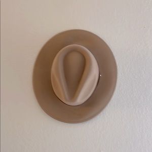 Anthropologie. Felt. One size. Fedora style hat